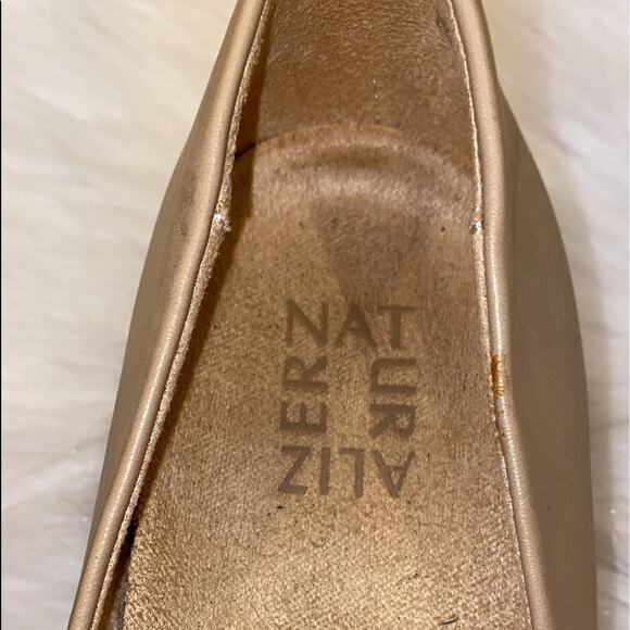 NATURALIZER HEELS - Picture 6 of 13